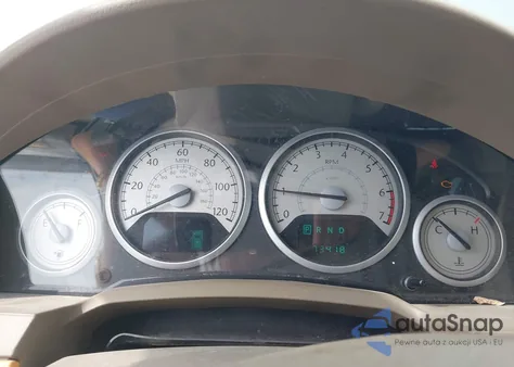 2008 Chrysler Town & Country Limited z USA, uszkodzony, nr VIN 2A8HR64X48R827366